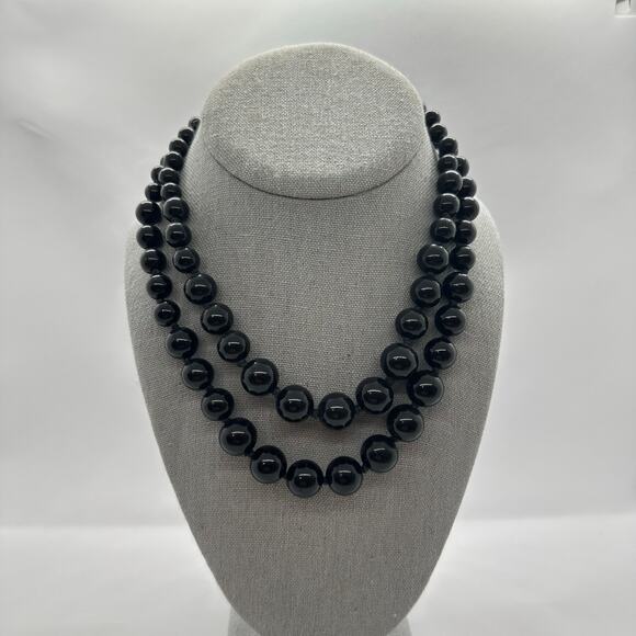 Vintage Black Choker Necklace Graduated‎ Beaded Plastic Goth Witch Double Strand - Picture 1 of 6